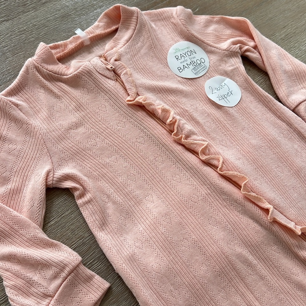 Milkberry Baby Girl Bamboo Peach Needlepoint Ruffle Footie 6-9 months - Picture 4 of 7